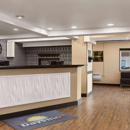 Days Inn & Suites By Wyndham Sault Ste. Marie On Exterior foto