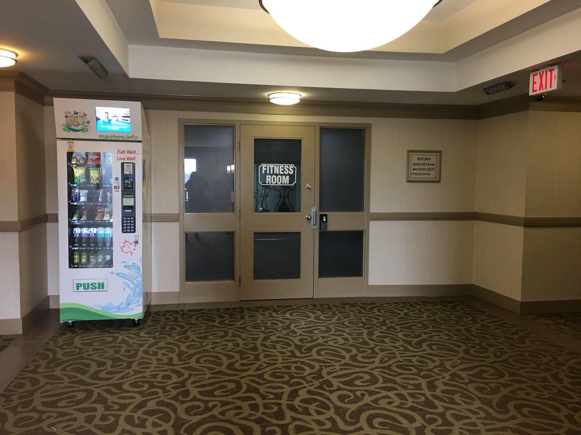 Days Inn & Suites By Wyndham Sault Ste. Marie On Exterior foto